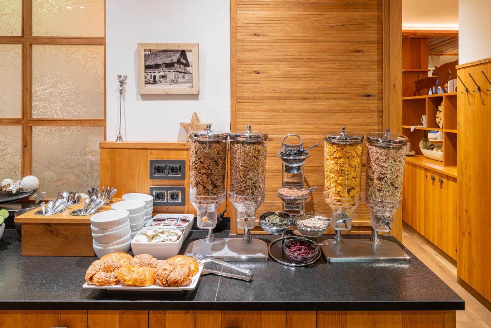 Wander- Und Wellnesshotel Kanzler Bad Mitterndorf Exteriör bild